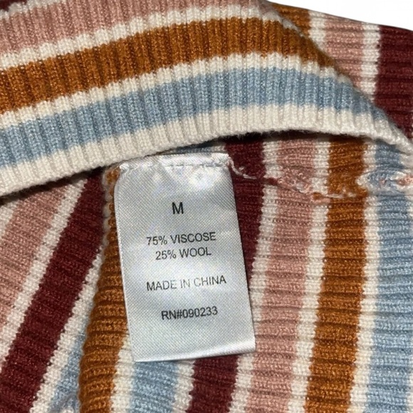 Kendall and Kylie Women’s Multicolor Striped Crossback Top - Picture 6 of 7